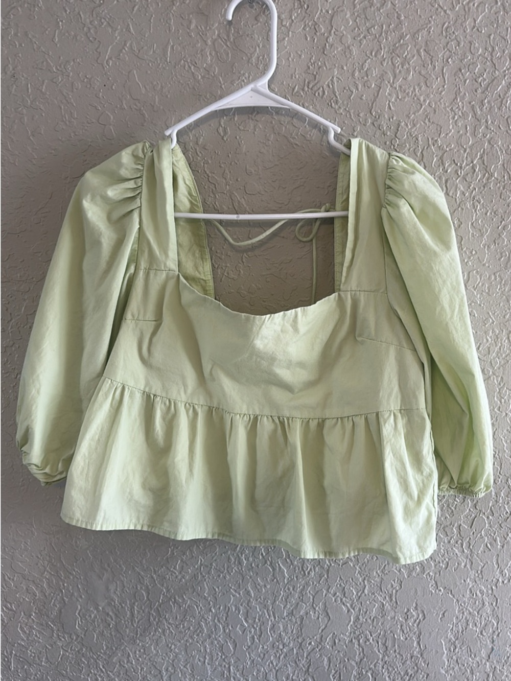 Abercrombie & Fitch Light Green Puff-Sleeve Peplum Blouse